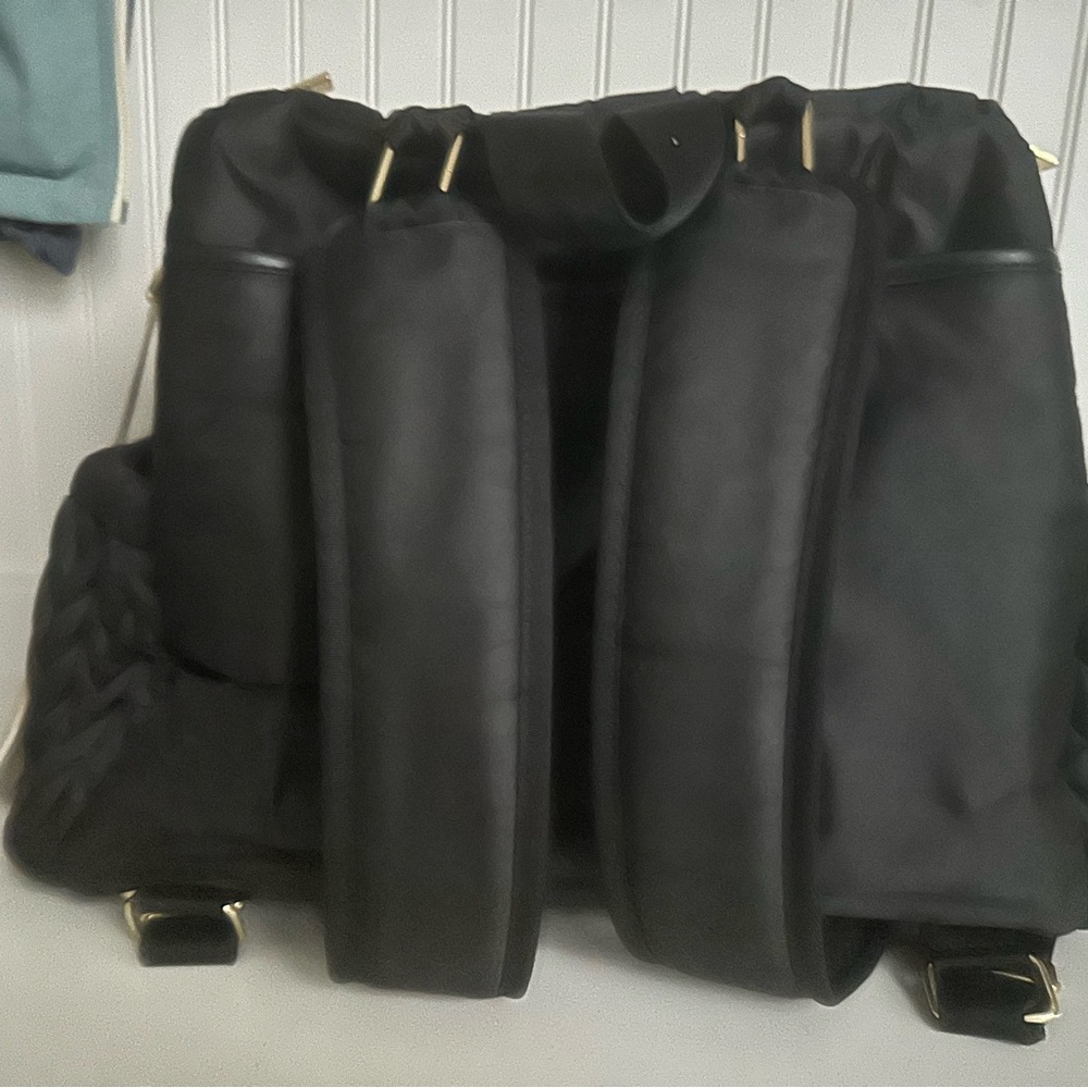 Happ Diaper Bag in Black- good condition!